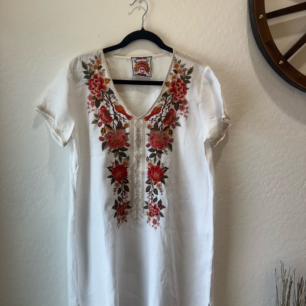 Johnny Was White Red Embroidered Tunic